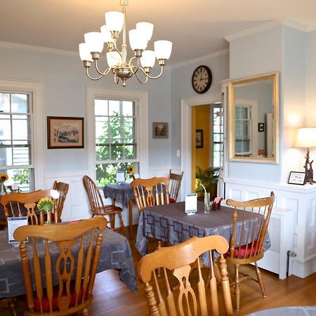 Camden Windward House Hotel ภายนอก รูปภาพ