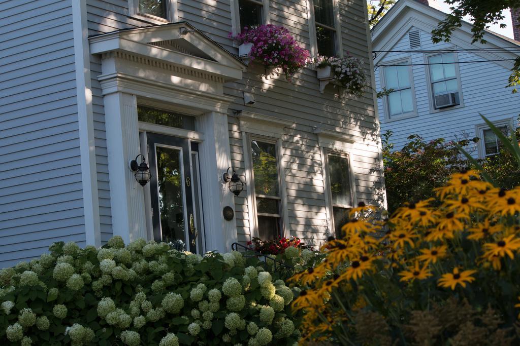 Camden Windward House Hotel ภายนอก รูปภาพ