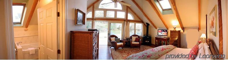 Camden Windward House Hotel ภายนอก รูปภาพ